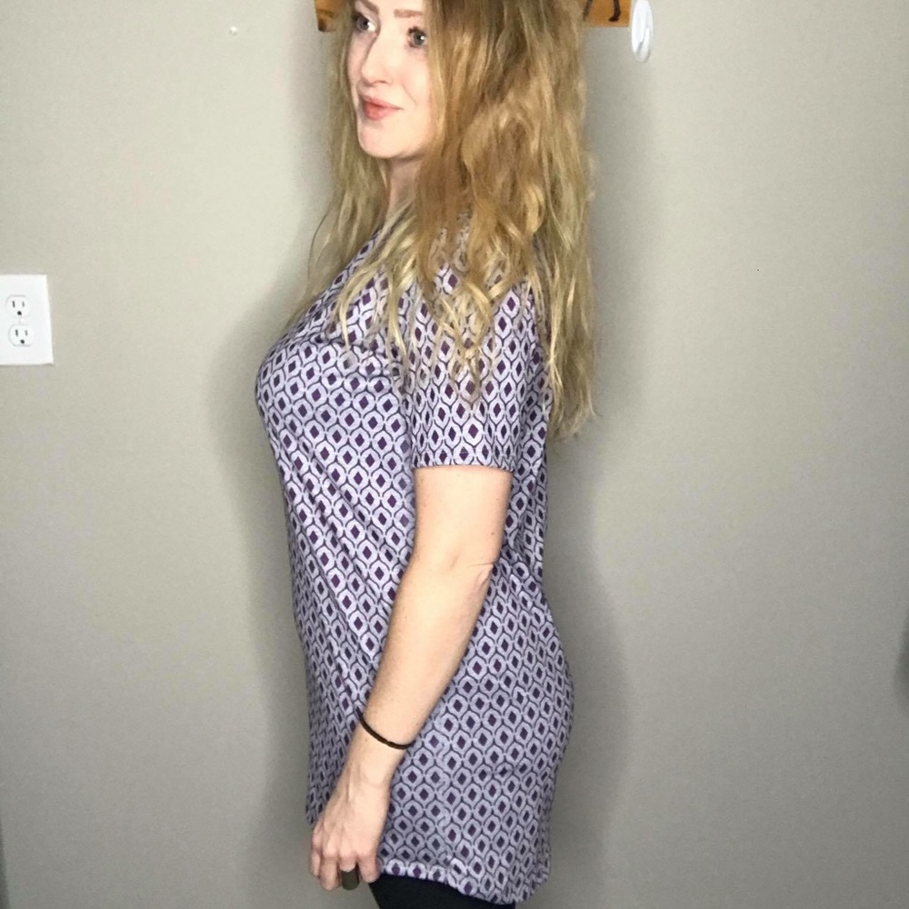 Small LuLaRoe Patrick Tee
